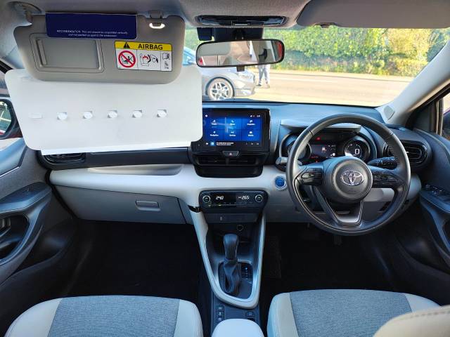 2022 Toyota Yaris 1.5 Hybrid Excel