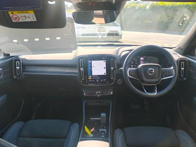 2023 Volvo XC40 PHEV 1.5 T5 Ultimate Dark