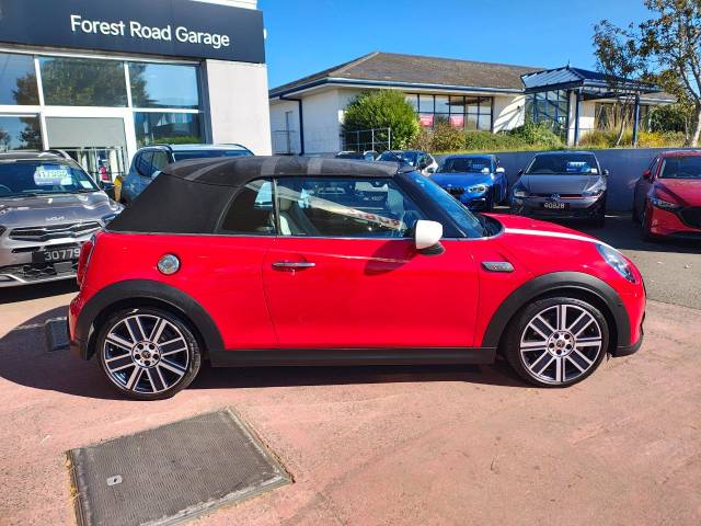 2024 Mini Convertible 2.0 Cooper S Exclusive