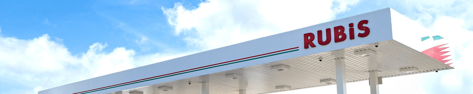 Forecourt at Forest Road Garage