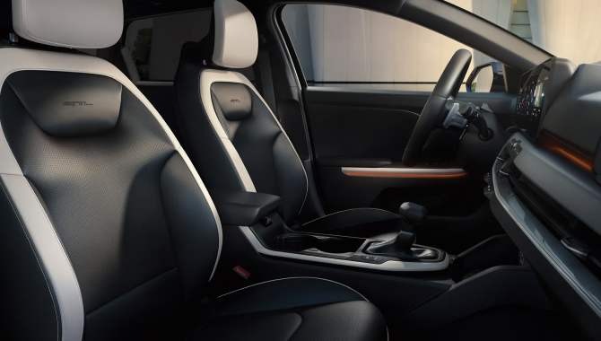 The Kia K4 - Interior